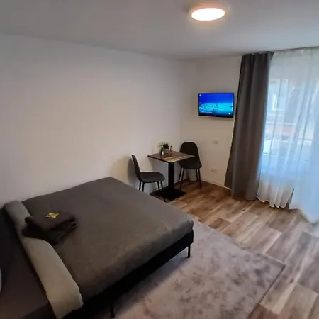 Hub 10 - Mit Balkon *