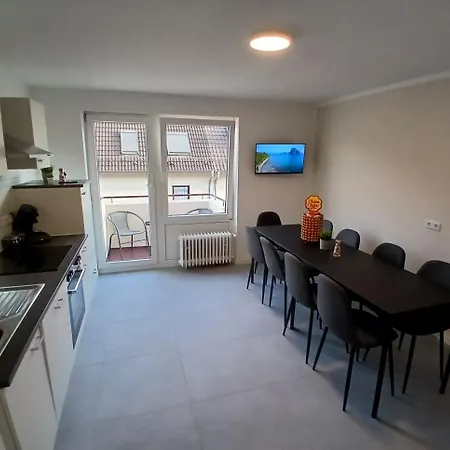 Hub 10 - Mit Balkon *